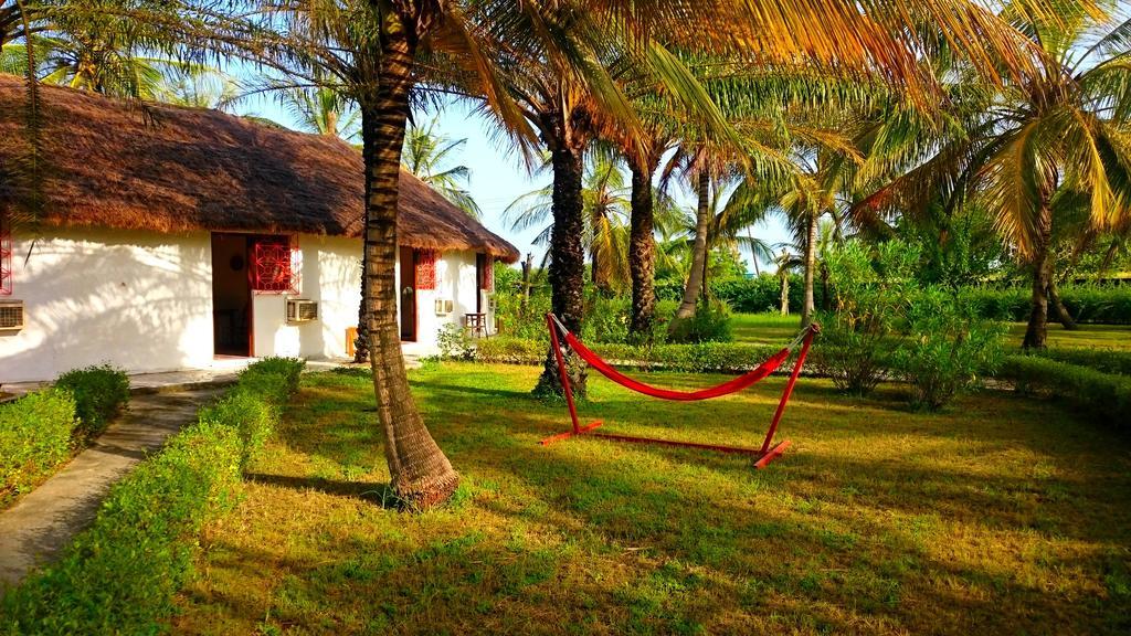 Hotel Katakalousse Yembakana Ngoại thất bức ảnh